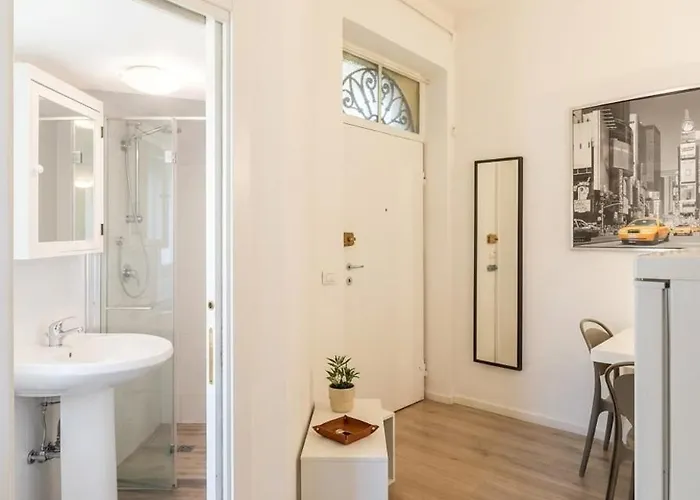 Minimal Hearth Of Apartment Rom